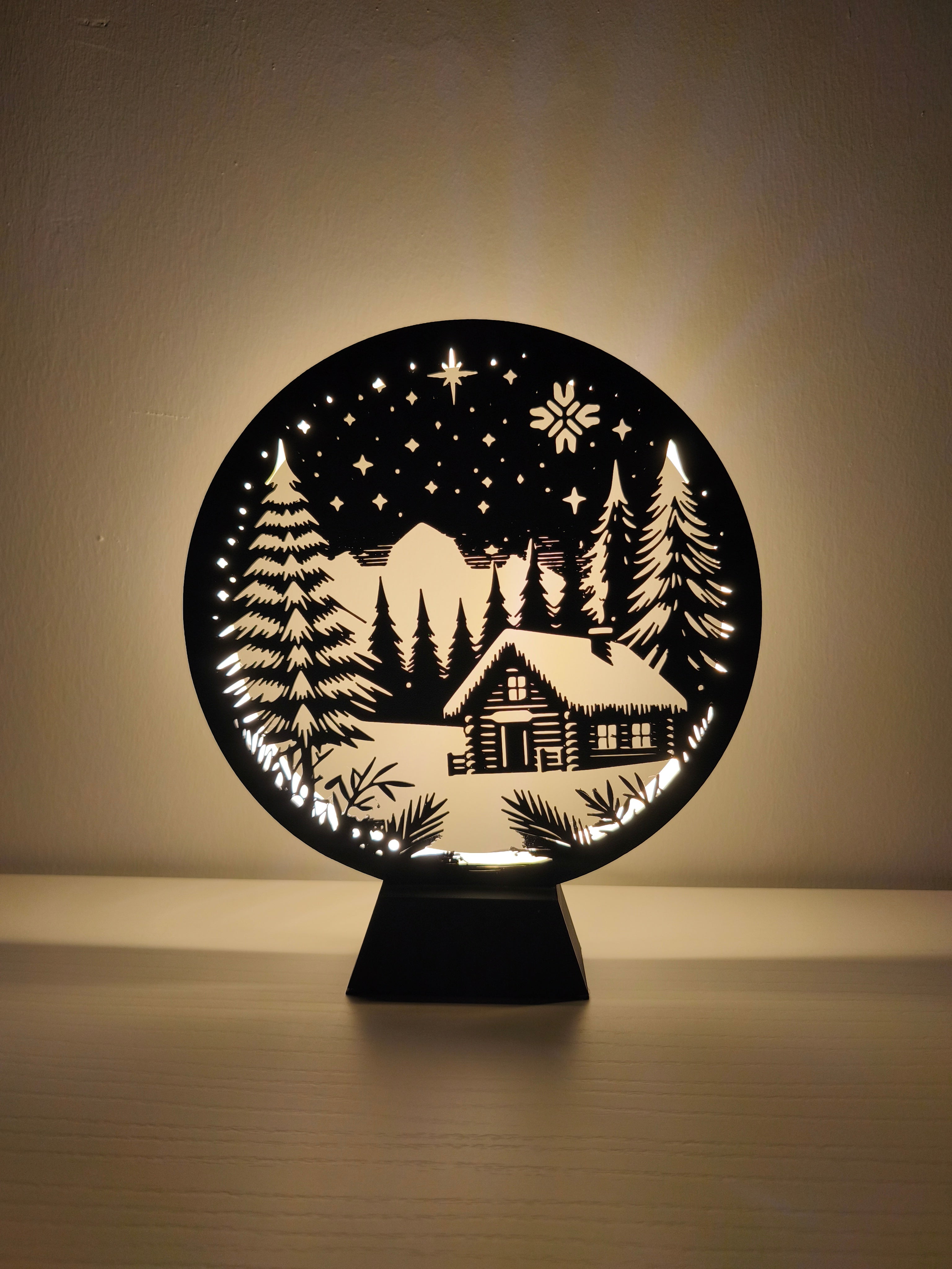 Yıldızlı Gece ve Dağ Evi Silüet Lamba - Dekoratif LED Aydınlatma