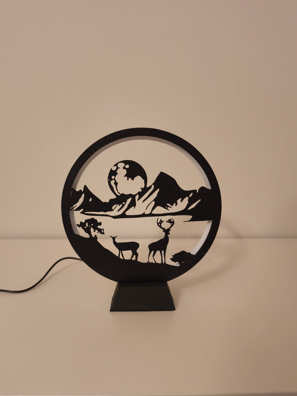 Lambadess Geyik ve Dolunay Temalı 3D LED Gece Lambası – Doğa Serisi Dekoratif Aydınlatma